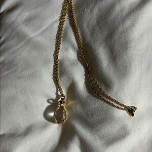 Elegant Gold Teardrop Necklace vintage